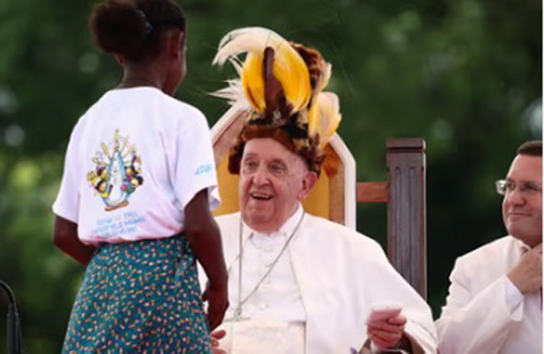 Headress Papua 1